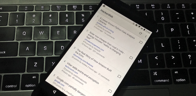 HackerWeb on Nexus 5X on MacBook keyboard