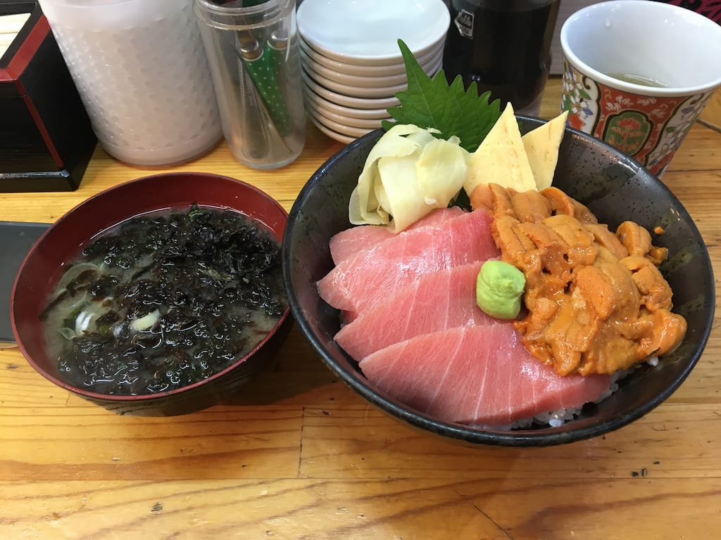 Uni chutoro don in Tokyo, Japan